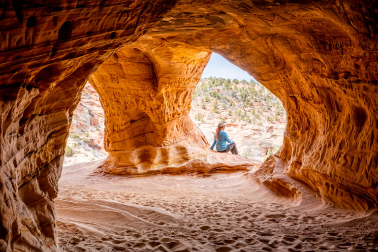 Moqui Caverns The Beautiful Sand Caves In Kanab Utah That Adventure